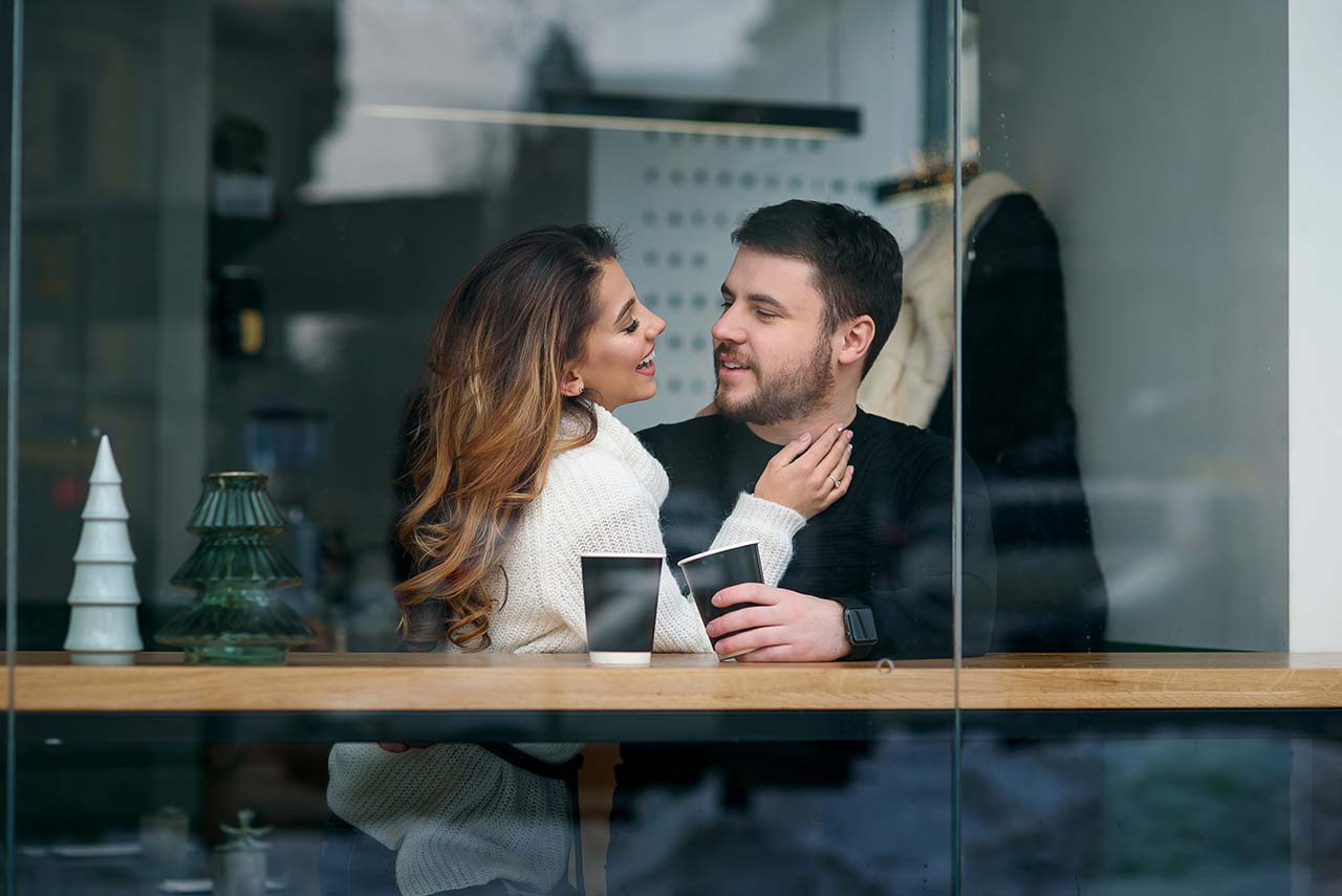 Adults meeting for coffee